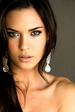 Odette Yustman